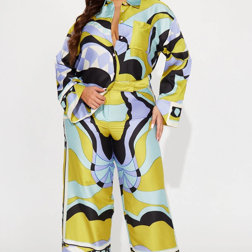 FASHION NOVA 2 piece set size large